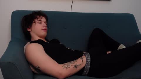 Snapshot of erick_grant chatting on 01.09.25 ERICK GRANT online show from 01.09.25