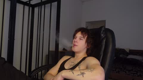 Snapshot of erick_grant chatting on 01.28.25 ERICK GRANT online show from 01.28.25