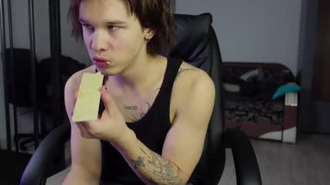 Snapshot of erick_grant chatting on 03.02.25 ERICK GRANT online show from 03.02.25