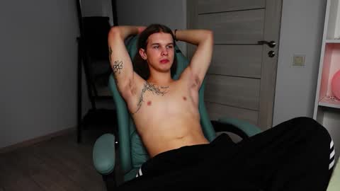 Snapshot of erick_grant chatting on 09.22.25 ERICK GRANT online show from 09.22.25