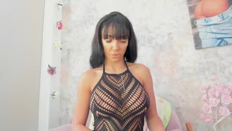 Erikabeee online show from 04.24.26