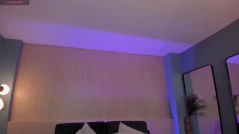 Erika Benz online show from 11.15.25