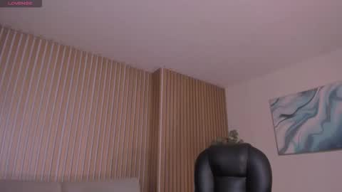 Snapshot of erikabenz chatting on 02.13.26 Erika Benz online show from 02.13.26