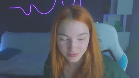 Snapshot of erikabrian chatting on 09.13.25 erikabrian online show from 09.13.25