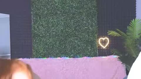 Snapshot of erikabrian chatting on 10.16.25 erikabrian online show from 10.16.25