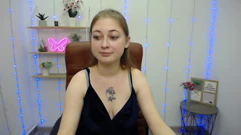 erikafanks online show from 01.21.25