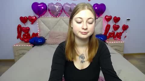 erikafanks online show from 02.14.25