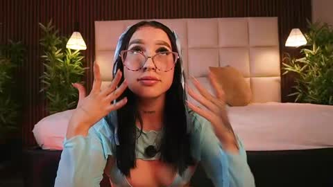 Snapshot of eriklein chatting on 05.16.26 Eri online show from 05.16.26