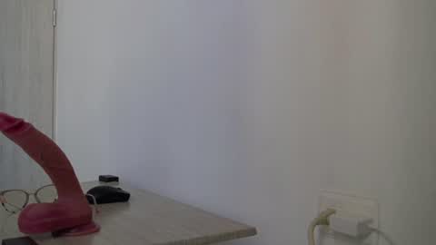 Eri  online show from 07.06.26
