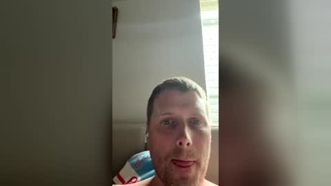 Snapshot of eriwat713 chatting on 06.15.26 eriwat713 online show from 06.15.26