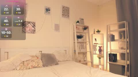 Snapshot of erline_may chatting on 12.14.25 Sofia online show from 12.14.25