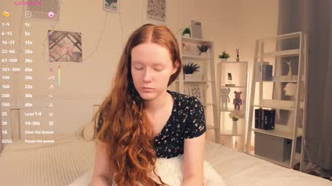 Snapshot of erline_may chatting on 12.19.25 Sofia online show from 12.19.25