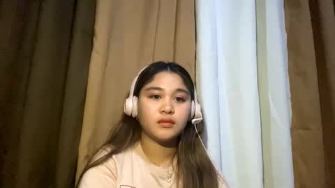 Snapshot of erlinebohnker chatting on 02.14.26 Lana online show from 02.14.26