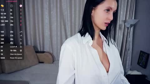 Erline and Monica online show from 11.16.25