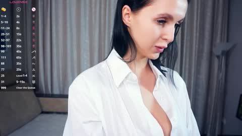 Erline and Monica online show from 11.27.25