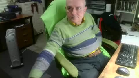 Snapshot of ernello chatting on 10.02.25 ernello online show from 10.02.25