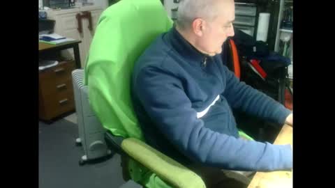 Snapshot of ernello chatting on 01.12.26 ernello online show from 01.12.26