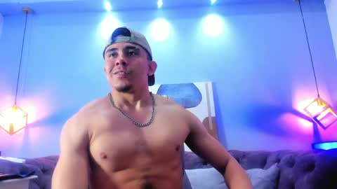 Snapshot of eross_santy chatting on 06.04.26 Eross online show from 06.04.26