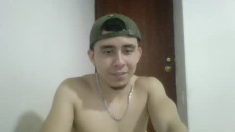 Snapshot of eross_santy chatting on 06.18.26 Eross online show from 06.18.26