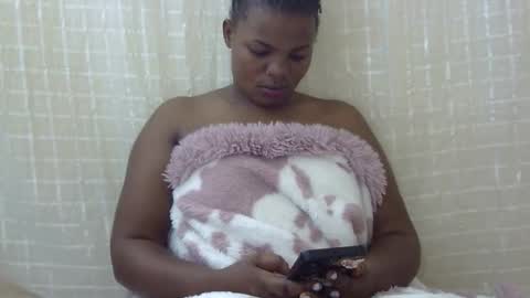 Snapshot of erotic_ebony56 chatting on 10.15.25 erotic_ebony56 online show from 10.15.25