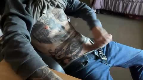 Erotic CloseUps online show from 05.19.26