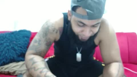 Snapshot of eroticoblack chatting on 12.17.25 Eroticoblack online show from 12.17.25