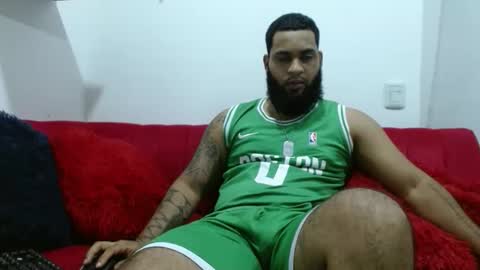 Snapshot of eroticoblack chatting on 12.19.25 Eroticoblack online show from 12.19.25