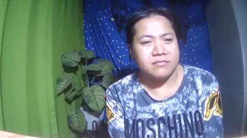 Snapshot of ervanamorge chatting on 03.27.26 Ervana online show from 03.27.26