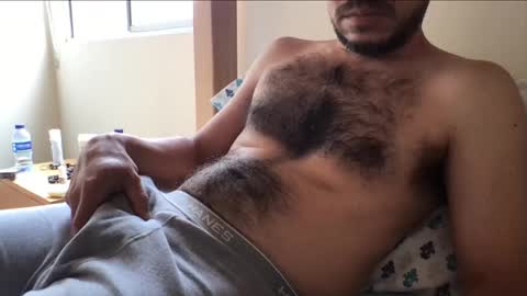 Snapshot of esc0o chatting on 10.27.25 hereforagoodtimenotalongtime online show from 10.27.25