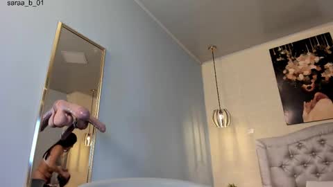 Snapshot of escarleth__ chatting on 02.10.25 Escarlet online show from 02.10.25