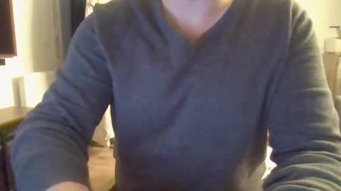 Snapshot of esclavepourfemme chatting on 01.03.25 esclavepourfemme online show from 01.03.25