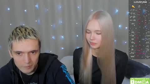 Snapshot of eshcka chatting on 11.30.25 Megan and Brad online show from 11.30.25