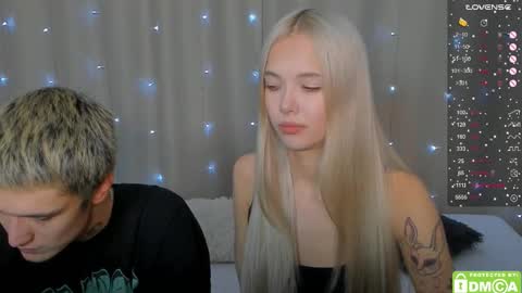 Snapshot of eshcka chatting on 12.15.25 Megan and Brad online show from 12.15.25