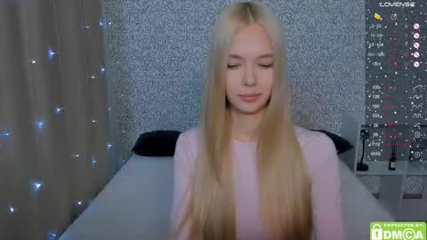 Snapshot of eshcka chatting on 01.16.26 Megan and Brad online show from 01.16.26