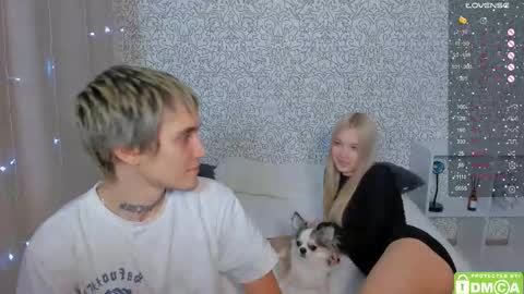 Snapshot of eshcka chatting on 01.16.26 Megan and Brad online show from 01.16.26