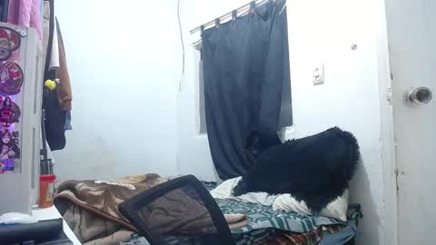 Snapshot of esjrobles chatting on 09.21.25 Esteban online show from 09.21.25