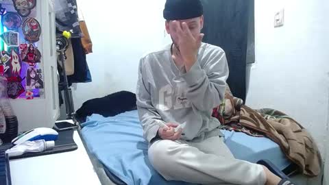 Snapshot of esjrobles chatting on 09.24.25 Esteban online show from 09.24.25