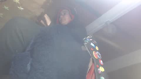 Snapshot of eskelaswd chatting on 12.24.24 Eskela911 online show from 12.24.24