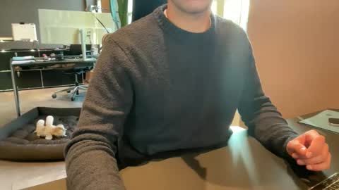 Snapshot of eskp chatting on 10.01.25 eskp online show from 10.01.25