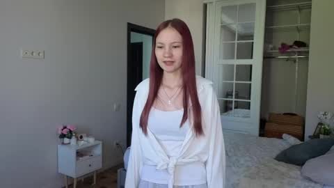 Esme online show from 05.18.26