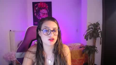 Esmeralda online show from 01.15.26