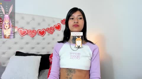 Snapshot of esmeralda_06 chatting on 02.15.25 esmeralda online show from 02.15.25