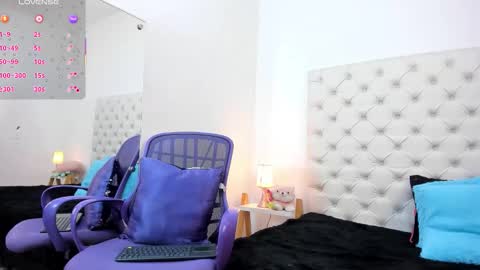 Snapshot of esmeralda_06 chatting on 02.21.26 esmeralda online show from 02.21.26