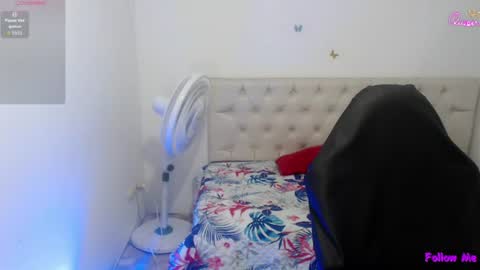 Snapshot of esmeralda_collins__ chatting on 06.22.26 ESMERALDA online show from 06.22.26