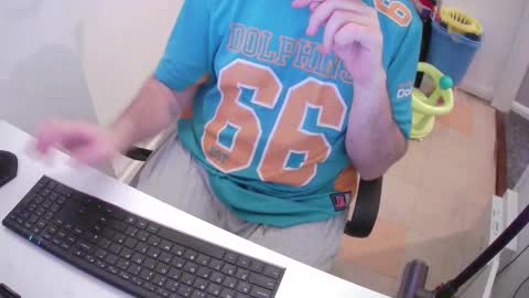 Snapshot of essex_wild chatting on 02.03.25 Morph online show from 02.03.25