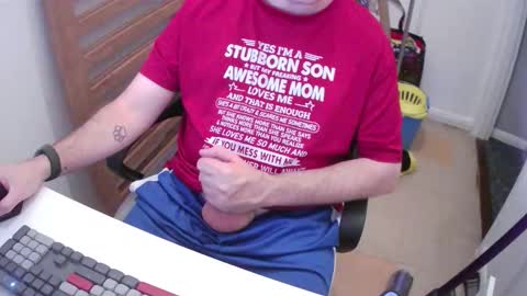 Snapshot of essex_wild chatting on 09.30.25 Morph online show from 09.30.25