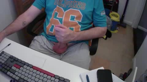 Snapshot of essex_wild chatting on 11.15.25 Morph online show from 11.15.25