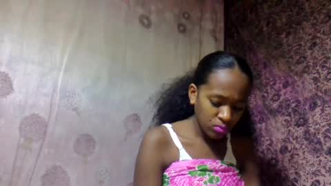 Snapshot of estancelee chatting on 07.15.26 estancelee online show from 07.15.26