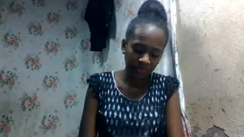 Snapshot of estancelee chatting on 07.19.26 estancelee online show from 07.19.26