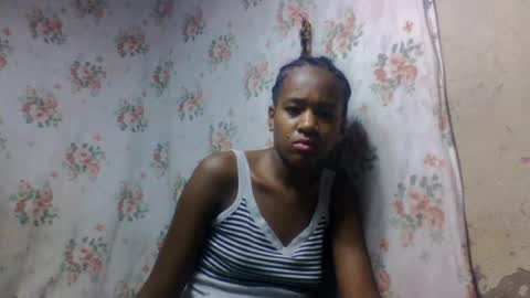 Snapshot of estancelee chatting on 07.26.26 estancelee online show from 07.26.26